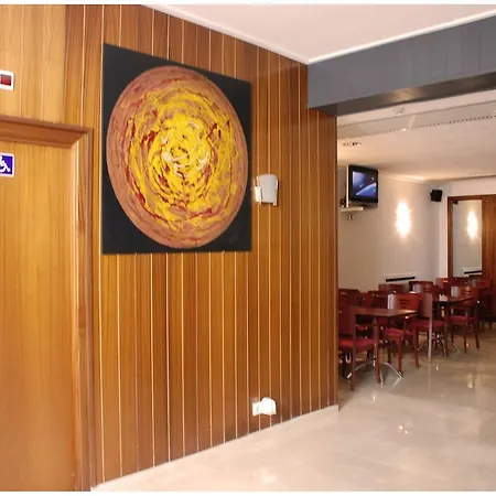 Armonia Hotel *
